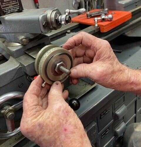 Craftsman Atlas 12″ lathe Cross Feed Large 2.5″ dial 0-100 (Fits over ~1.0 dial)