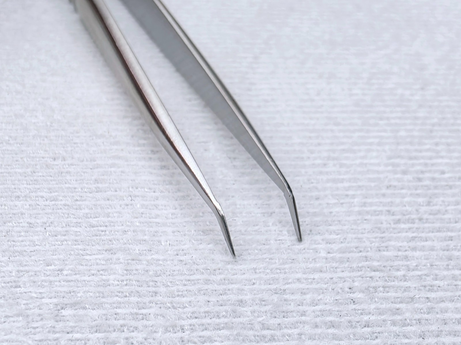 ASSI JFAL-3-18P Micro Forceps, Flat Handle, 45 deg Angle, Tip 0.3mm dia., 180 mm