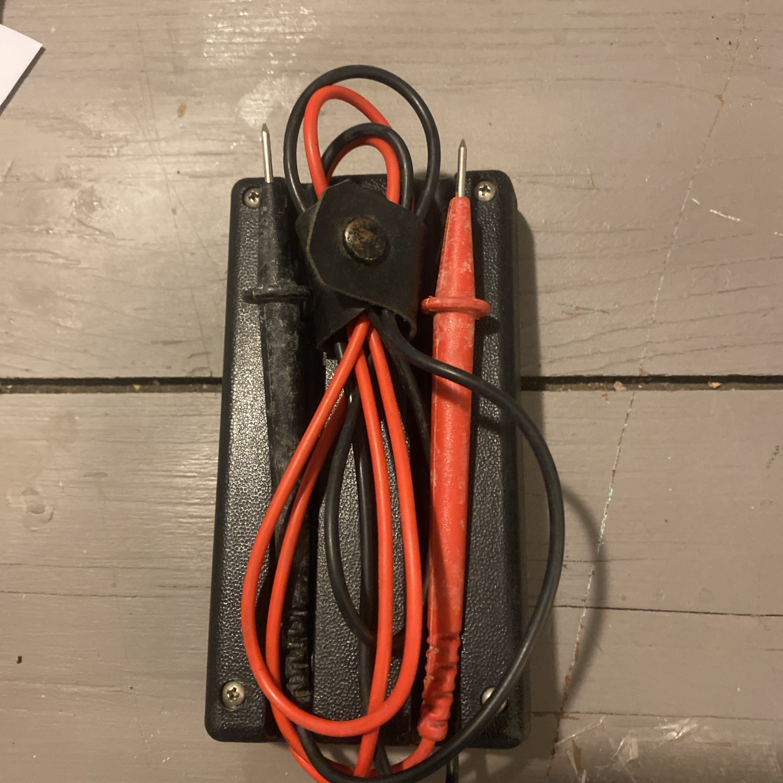 Aul Instruments Model 1410 Line Voltage Indicator