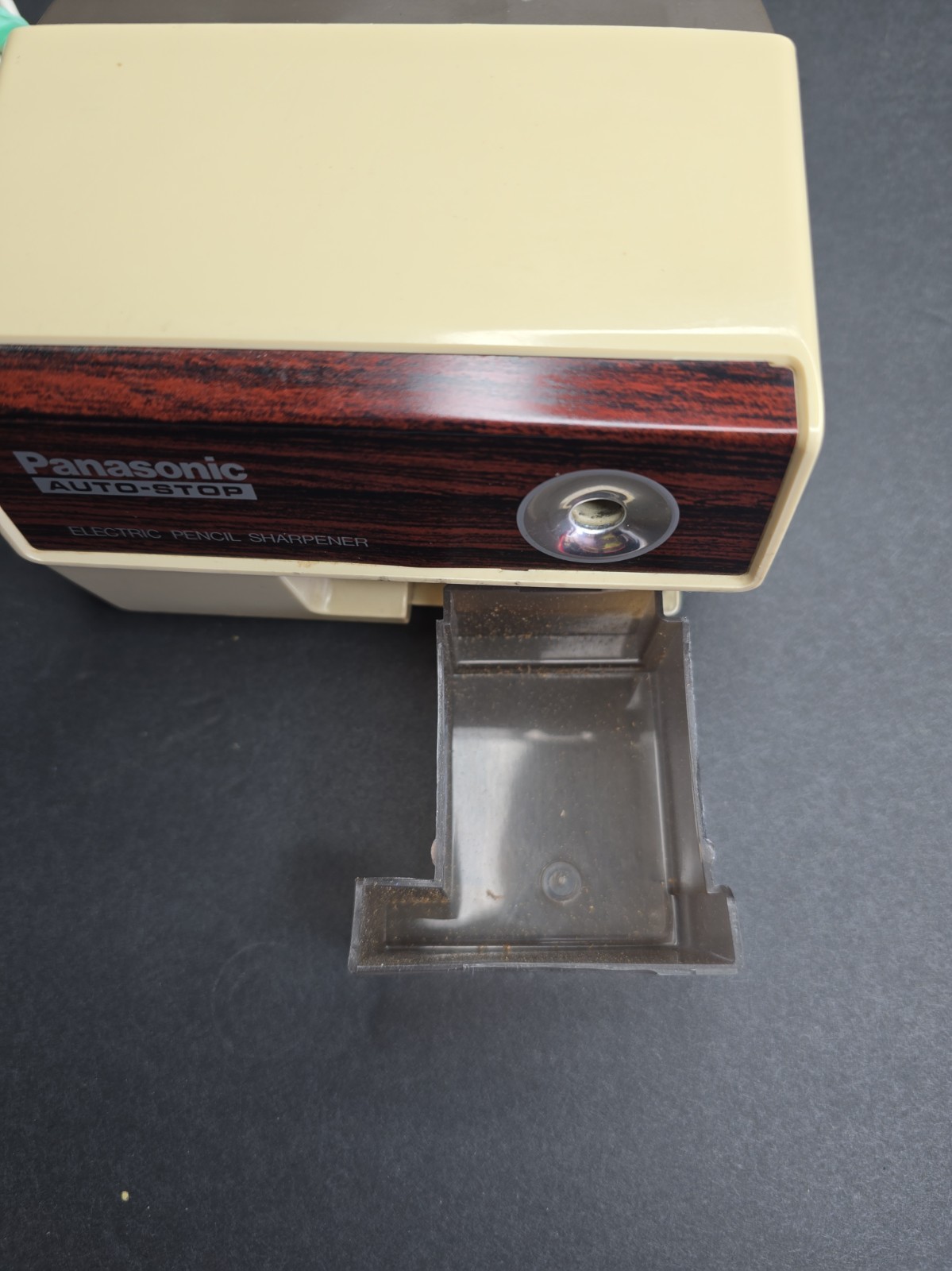 Vintage Panasonic KP-110 Auto Stop Electric Pencil Sharpener Woodgrain Tested