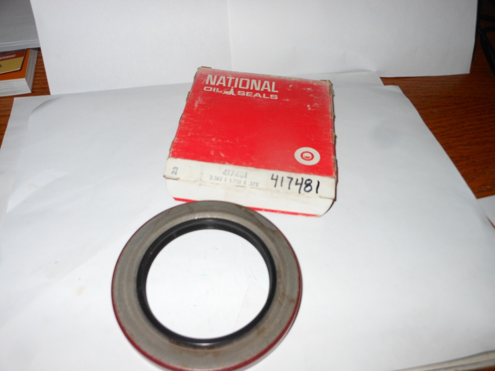 NATIONAL 417481 OIL SEAL = 2.562″ X 3.750″ X.375″~MADE IN USA