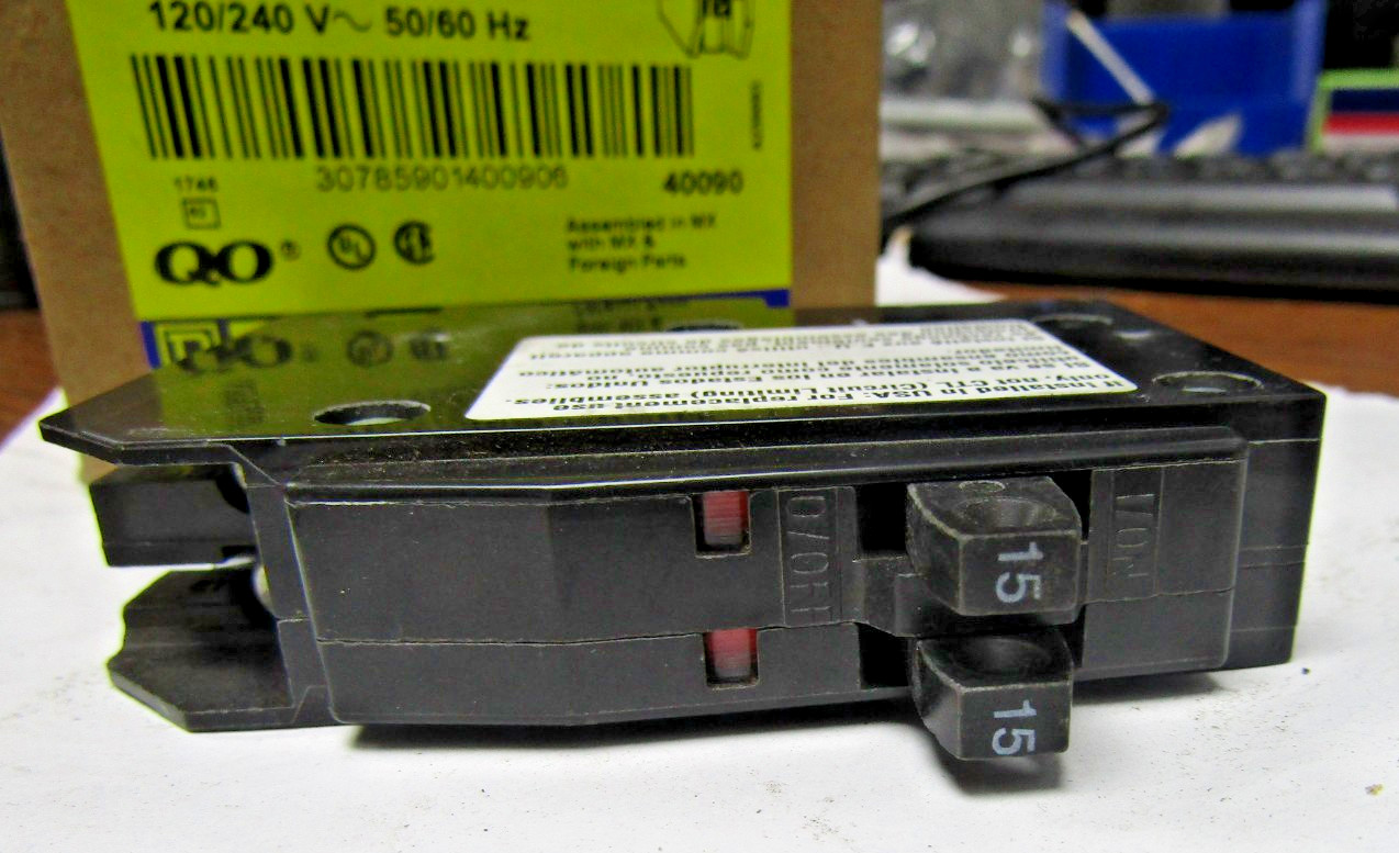 ✌️NEW SQUARE D QO1515 TANDEM CIRCUIT BREAKER 15 AMP 1-POLE 2-15 AMP