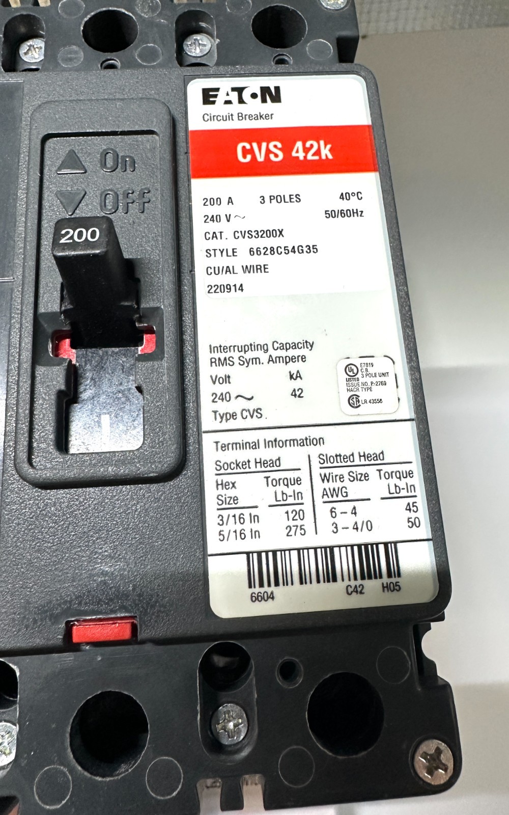 Eaton CVS3200X 200 Amp 240 Volt 42K Circuit Breaker NEW
