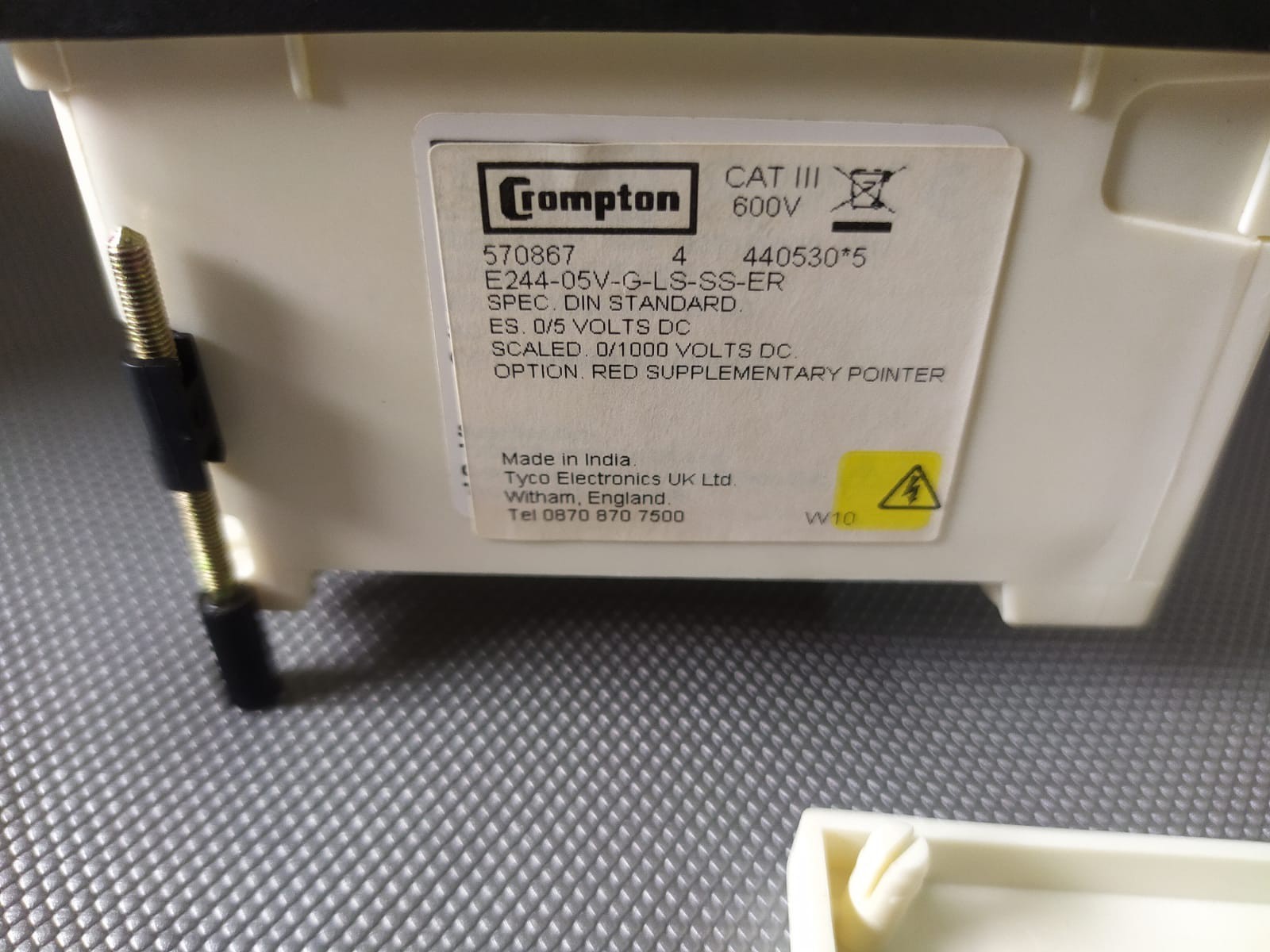 Crompton / Tyco Electronics E244-05V-G-LS-SS-ER Analogue Voltmeter 0-1000V Dc
