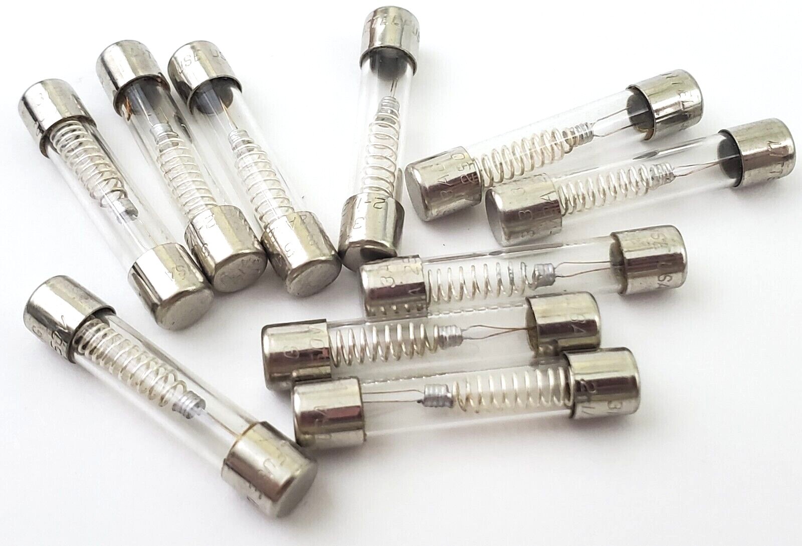 Lot of 10 Littelfuse 313 Vintage Glass Fuses 2-1/2 Amp 250V Slow Blow 1/4 x1-1/4