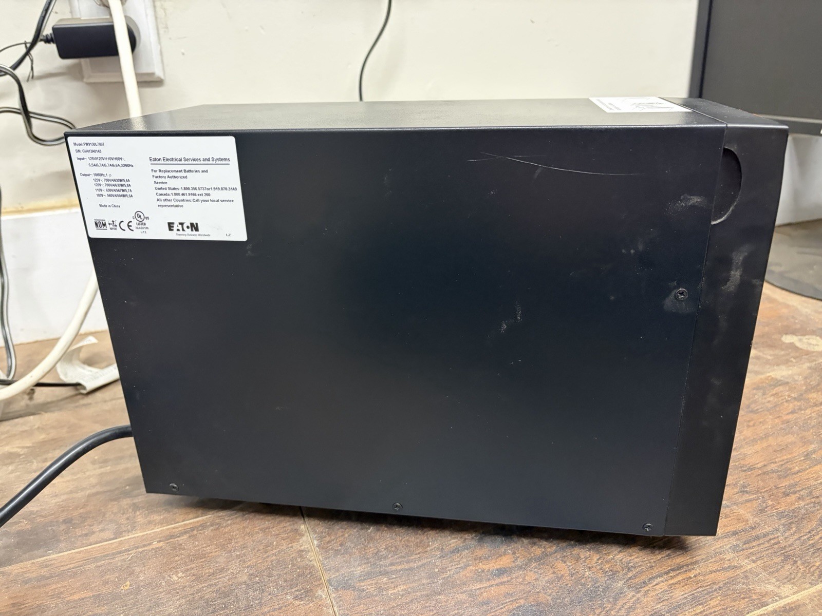 EATON 9130 Tower UPS PW9130L700T Compact Uninterruptible 700VA