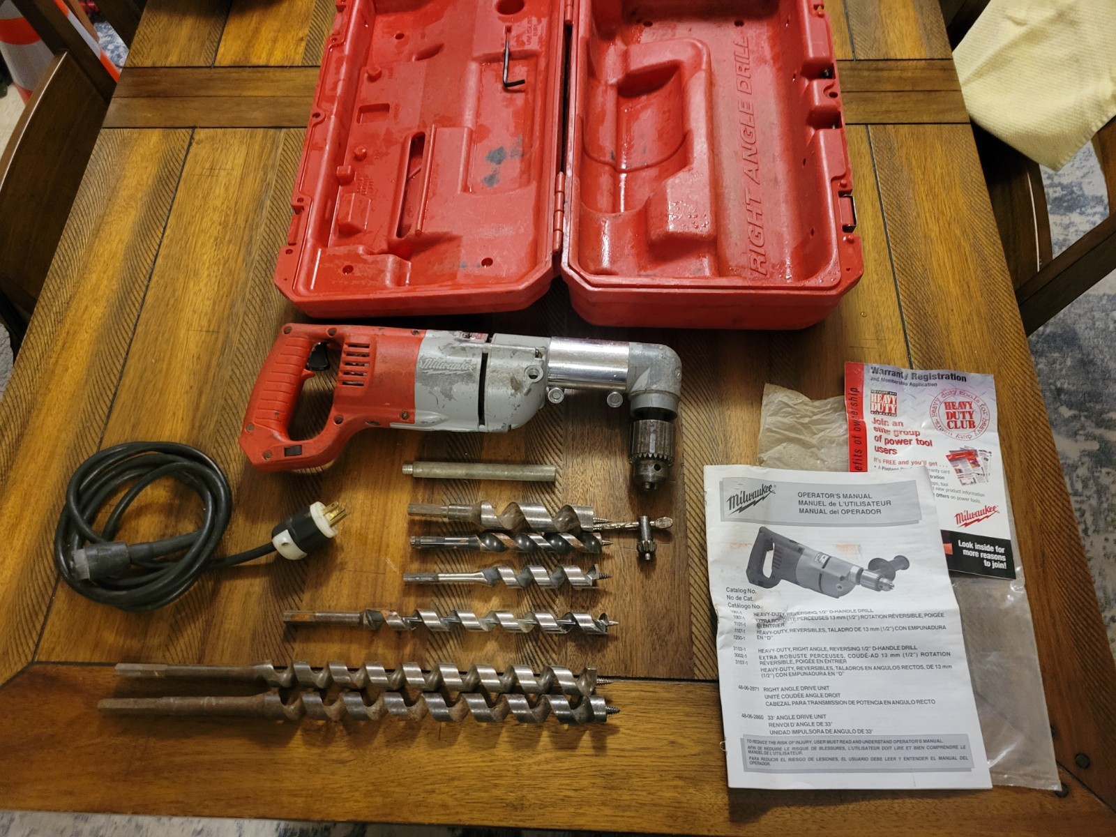 Milwaukee 1107-1 1/2″ Corded Reversible Heavy Duty Right-Angle Drill With Bits