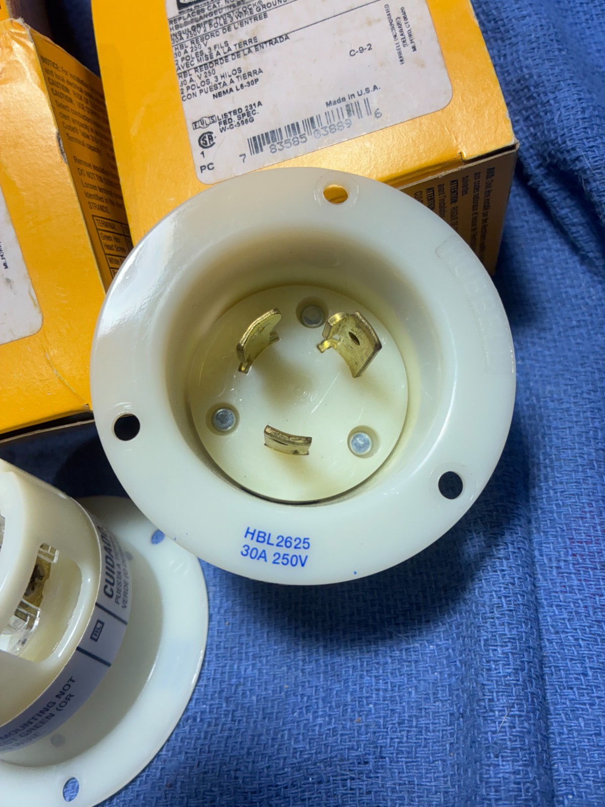 JUST 1 HUBBELL HBL2625 Flanged Locking PLUG Inlets 30A 250V 2 Pole 3 Wire