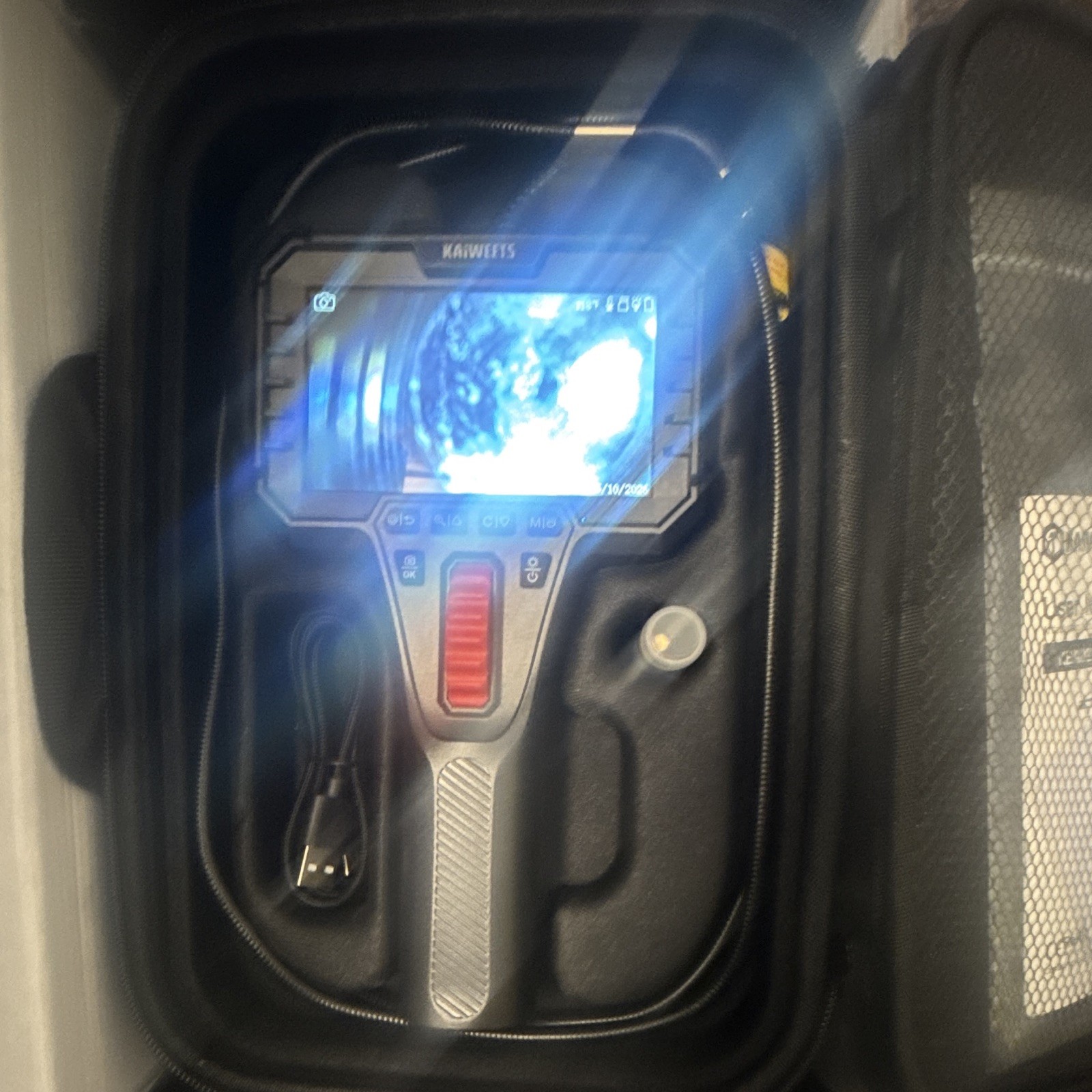 KAIWEETS KBA02 Articulating Industrial Borescope 1.6m 2.8mm LCD 720p 4X