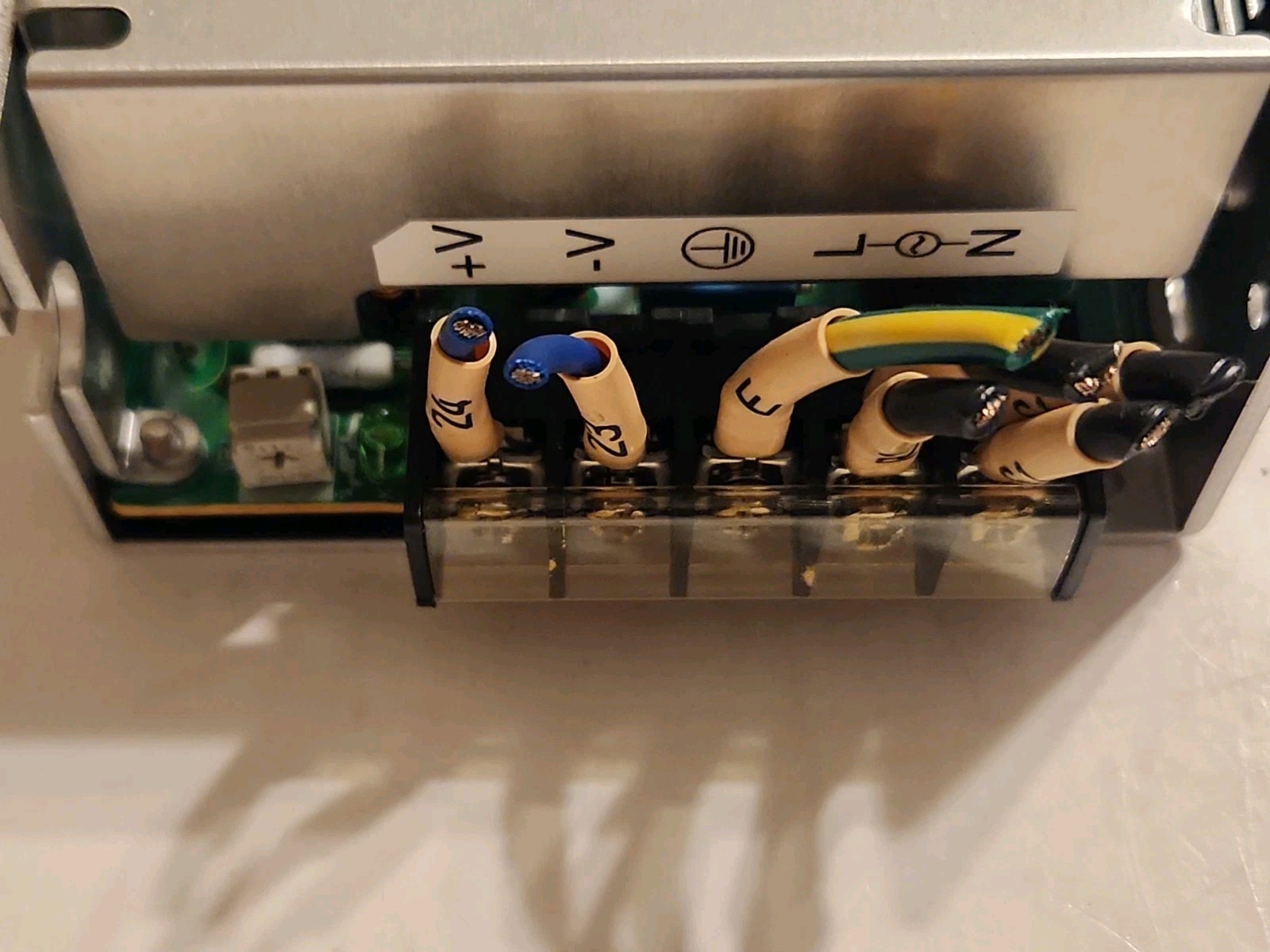 Omron S8JX-N10024CD Power Supply DC24V 4.5A AC100-240V 50/60Hz 2.5A Used
