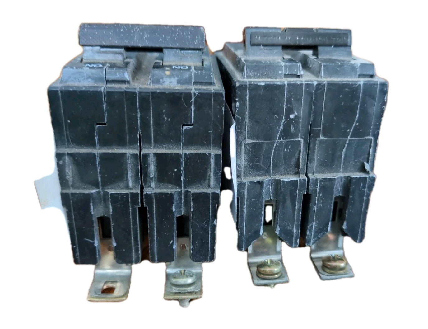Two GE 30 Amp, 240 Volt, 2 Pole, Bolt-On Circuit Breakers gm