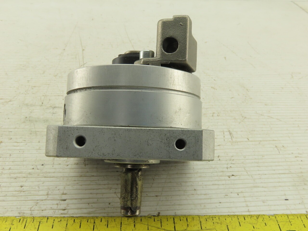 Festo DSM-16-270 P-CR Semi Rotary Actuator 0-270-¦ Turn 145 PSI