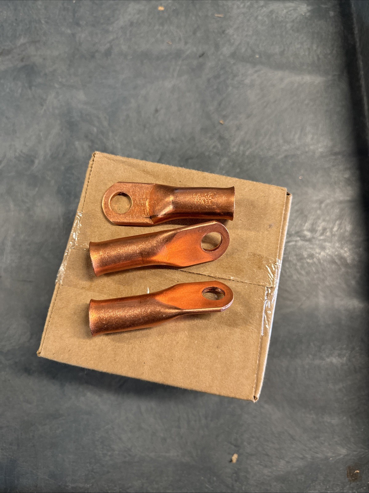 T-3040 Cable Lugs Crimp/Solder on Cable 3/0-4/0 Equal to T-3040 and L-3040 5 PK