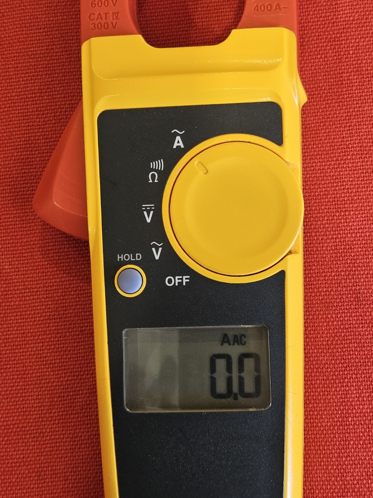 Fluke 323 true rms digital clamp meter +Original leads + case( Great Condition)