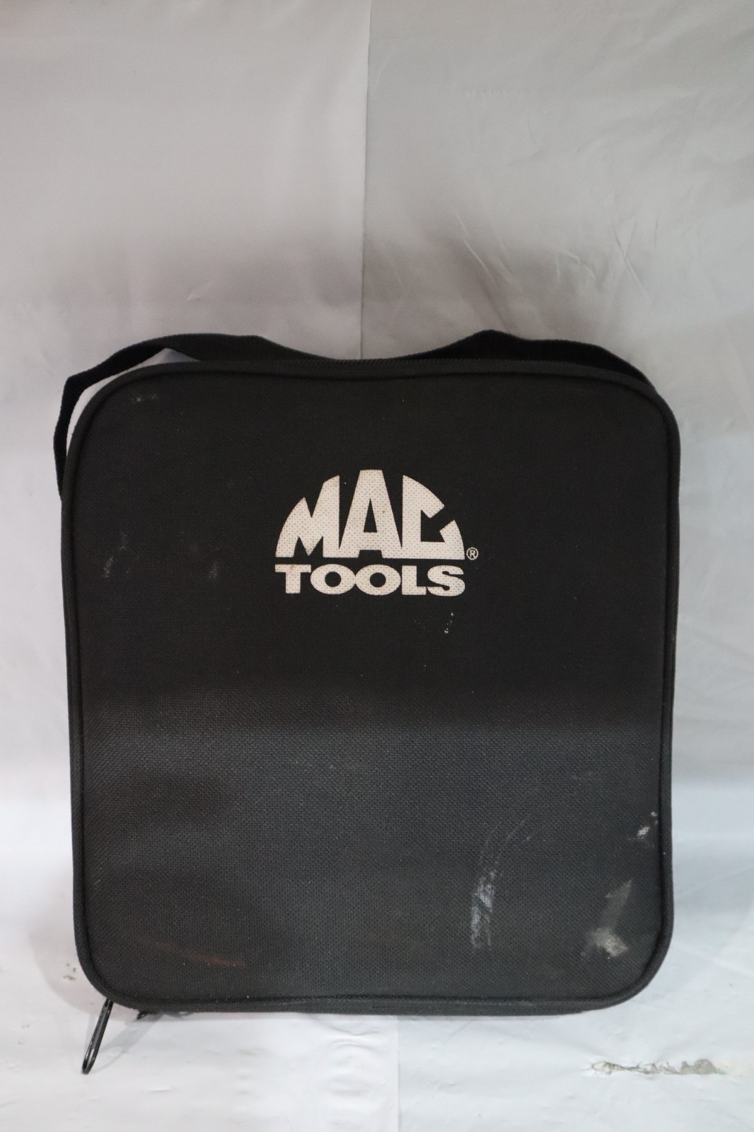 Mac Tools EM721 Digital Multimeter w/Original Case, Leads #20530R