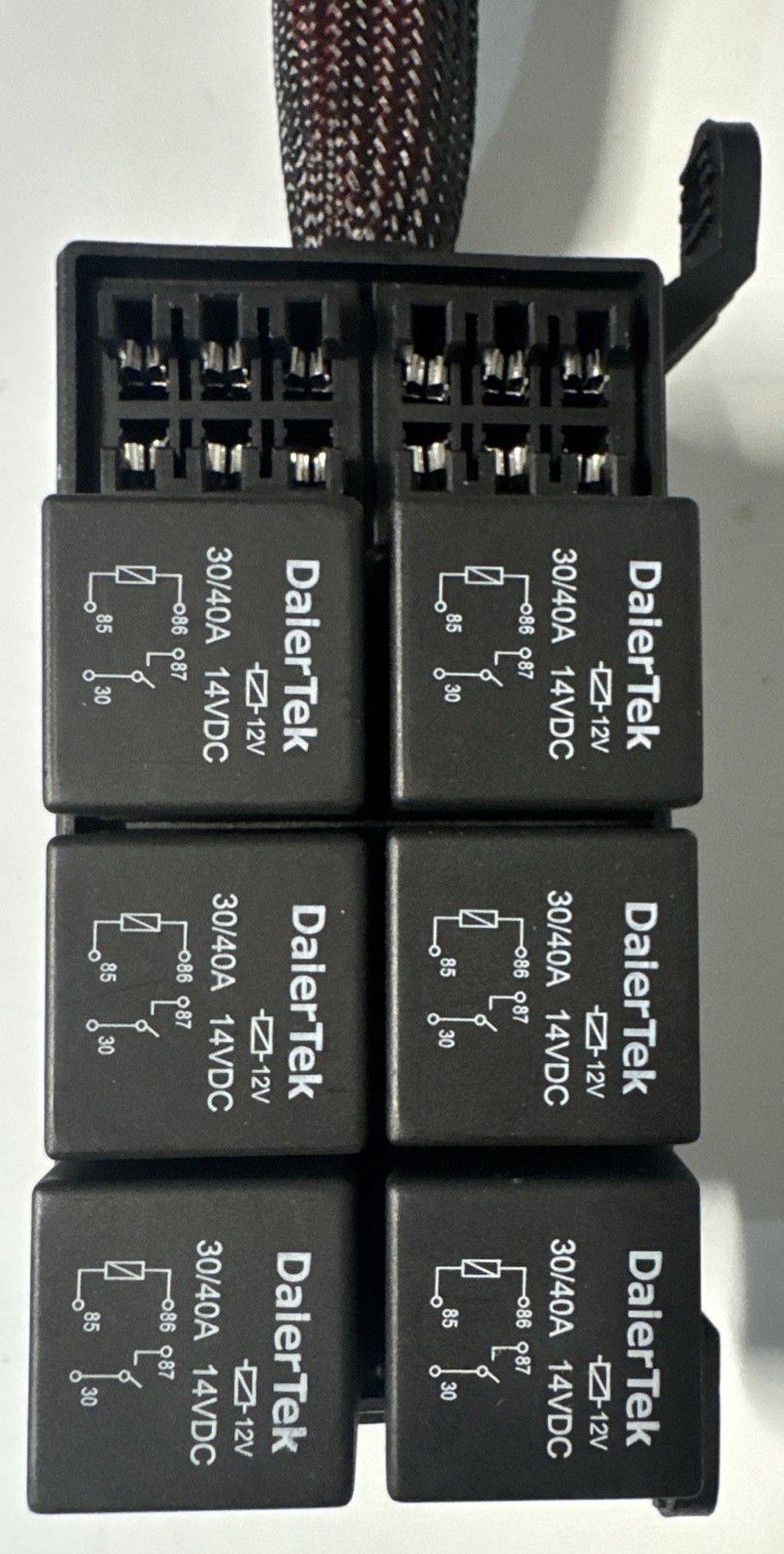 Universal 12V 6-Way Relay Fuse Box 6 Slot ATC/ATO Fuse Pre-Wired Relay Panel