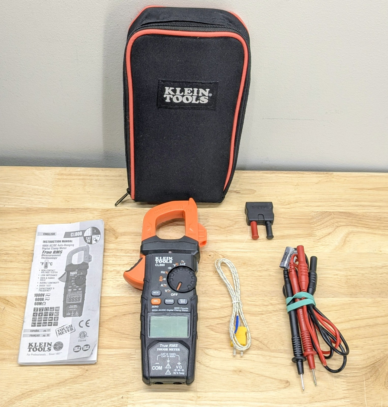 Klein Tools CL800 AC/DC True RMS Auto-Ranging Digital Clamp Meter TESTED Working