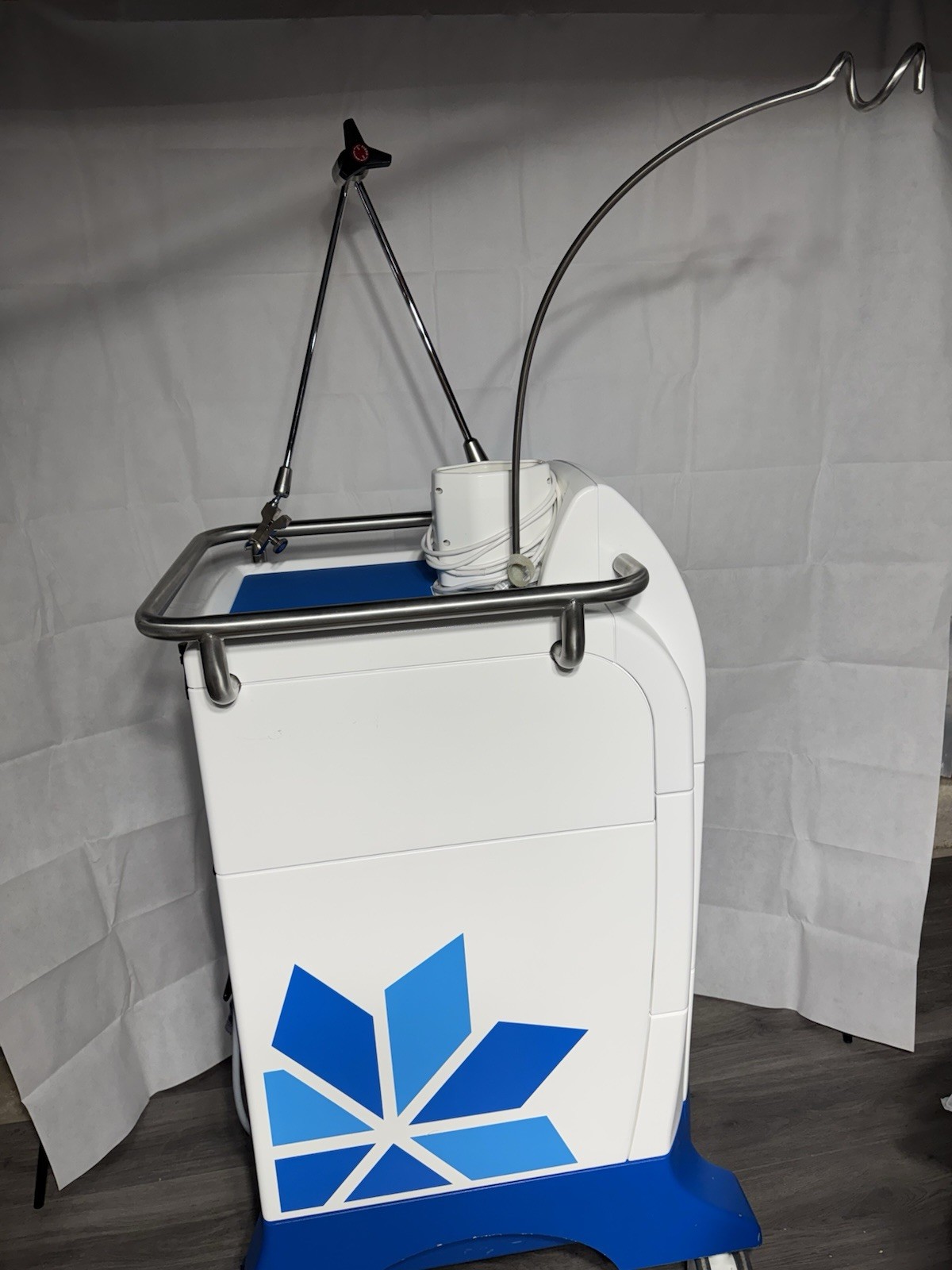 ZELTIQ CoolSculpting Control Unit BRZ-CG1-UMD-000 Cart Mounted Machine