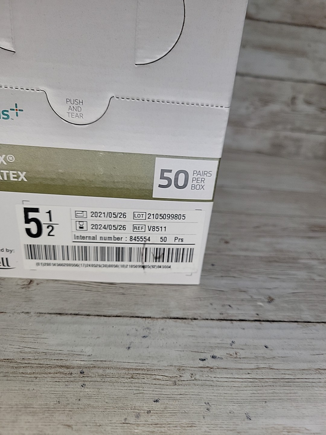 Gammex NovaPlus Non-Latex Surgical Gloves *1 Box 50 Pair* Size: 5.5 *See Date*