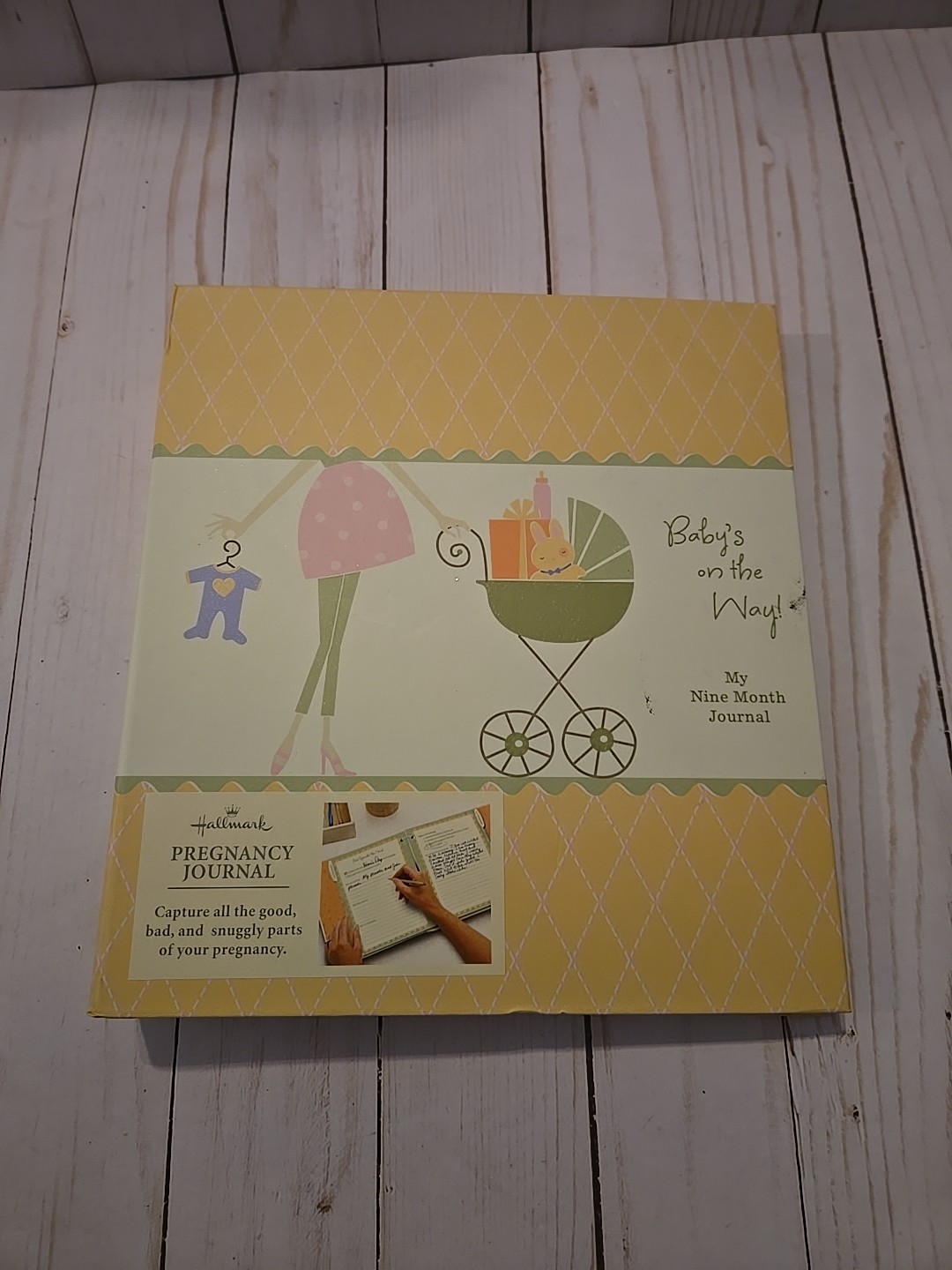 Hallmark Pregnancy Journal – Confessions, Cravings, & Contractions