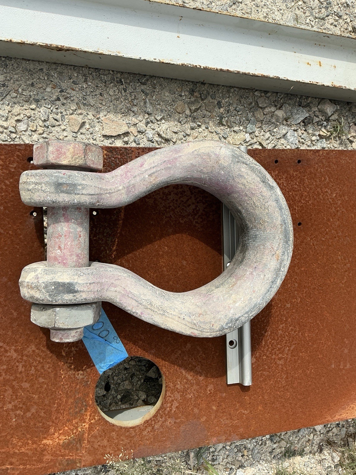 CROSBY 40 TON WIDE BODY SHACKLE
