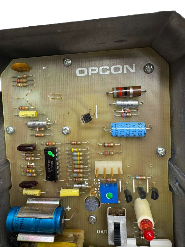 Opcon 1402A-6501 Photoelectric Sensor, 103185, 115VAC, 8526, 570A, 8580A, 8582A