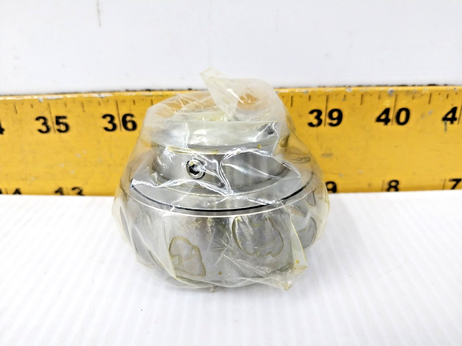 New ami Bearings Stainless Steel Bearing Insert 1-1/4″ Bore MUC206G5CFS