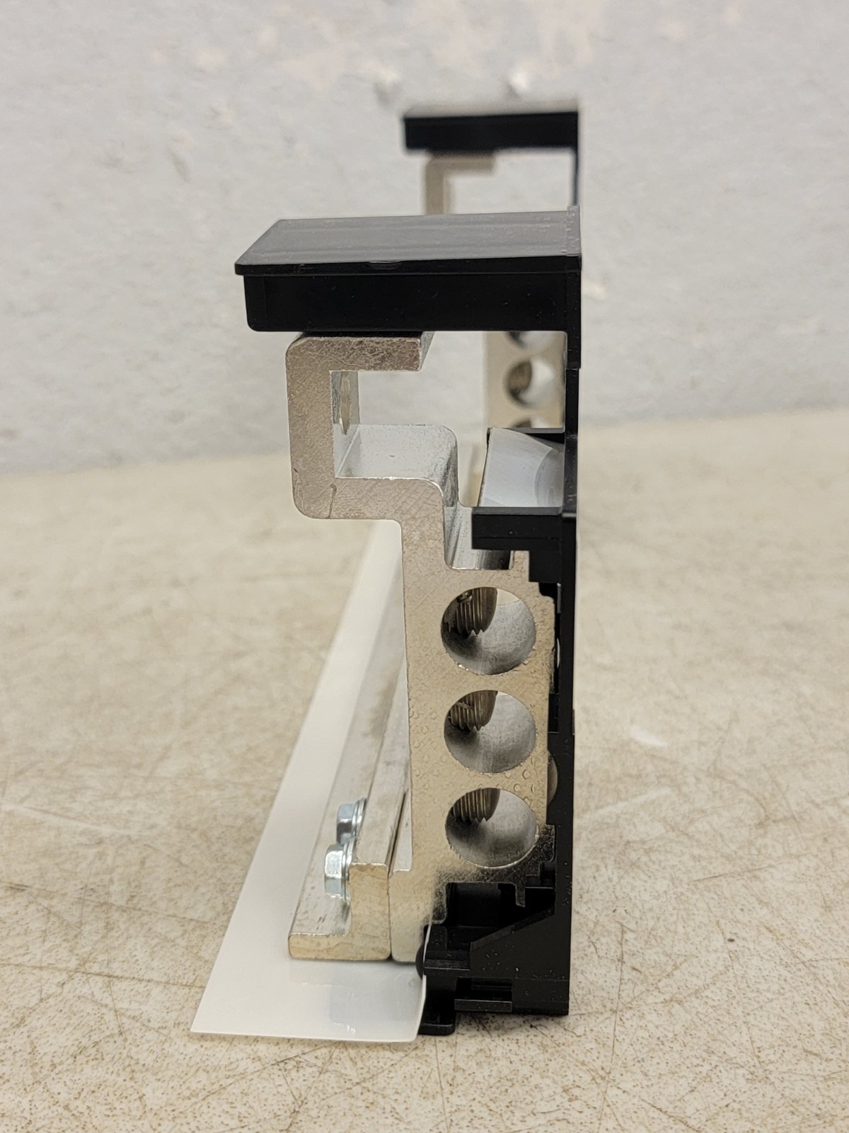 (3) Eaton NSB BR40NEU, 4/0 Neutral bar Kits For Load Centers and Panelboards NEW