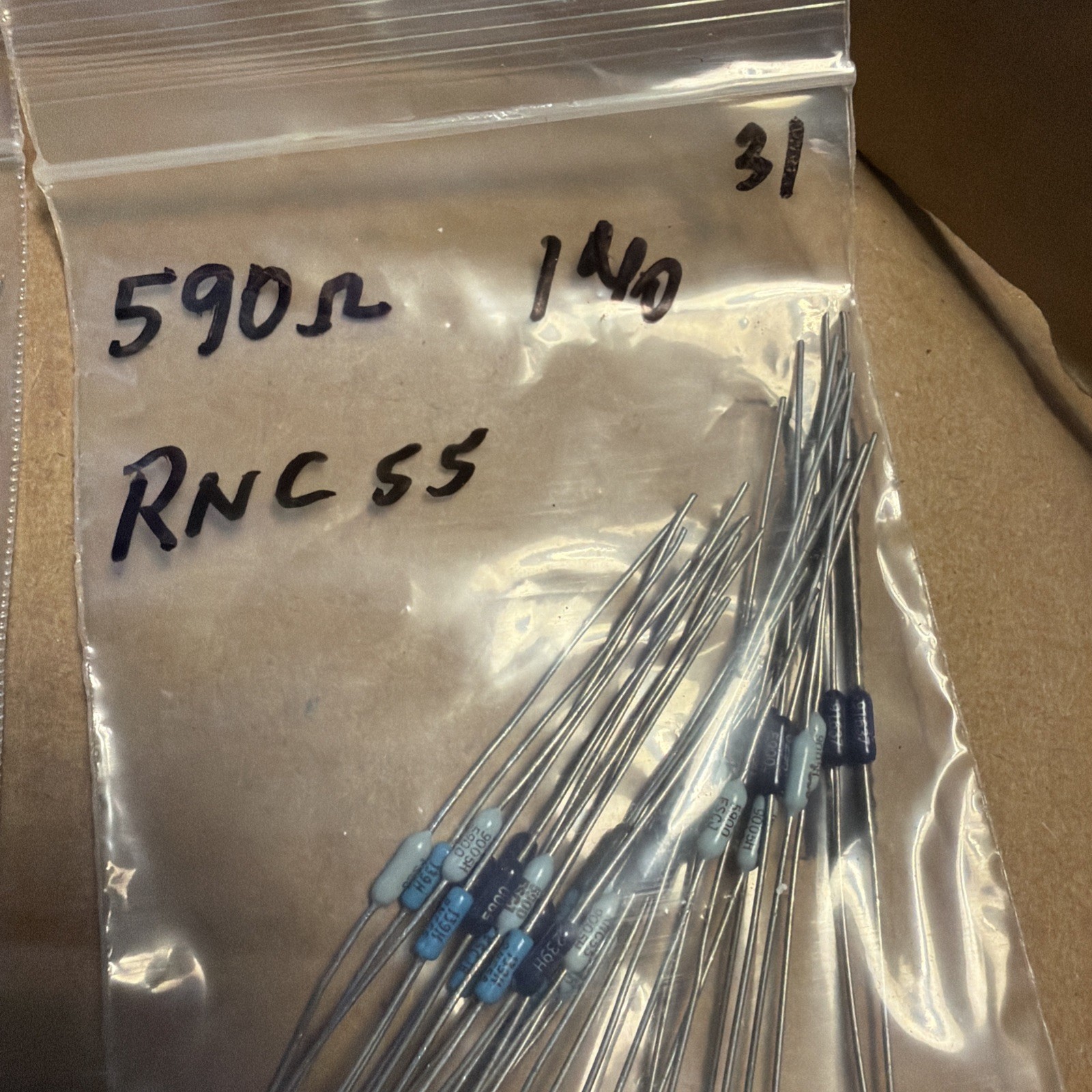 450pc Group Lot Of RESISTORS Dale & Other Mfg Look At Pictures New & Used #8