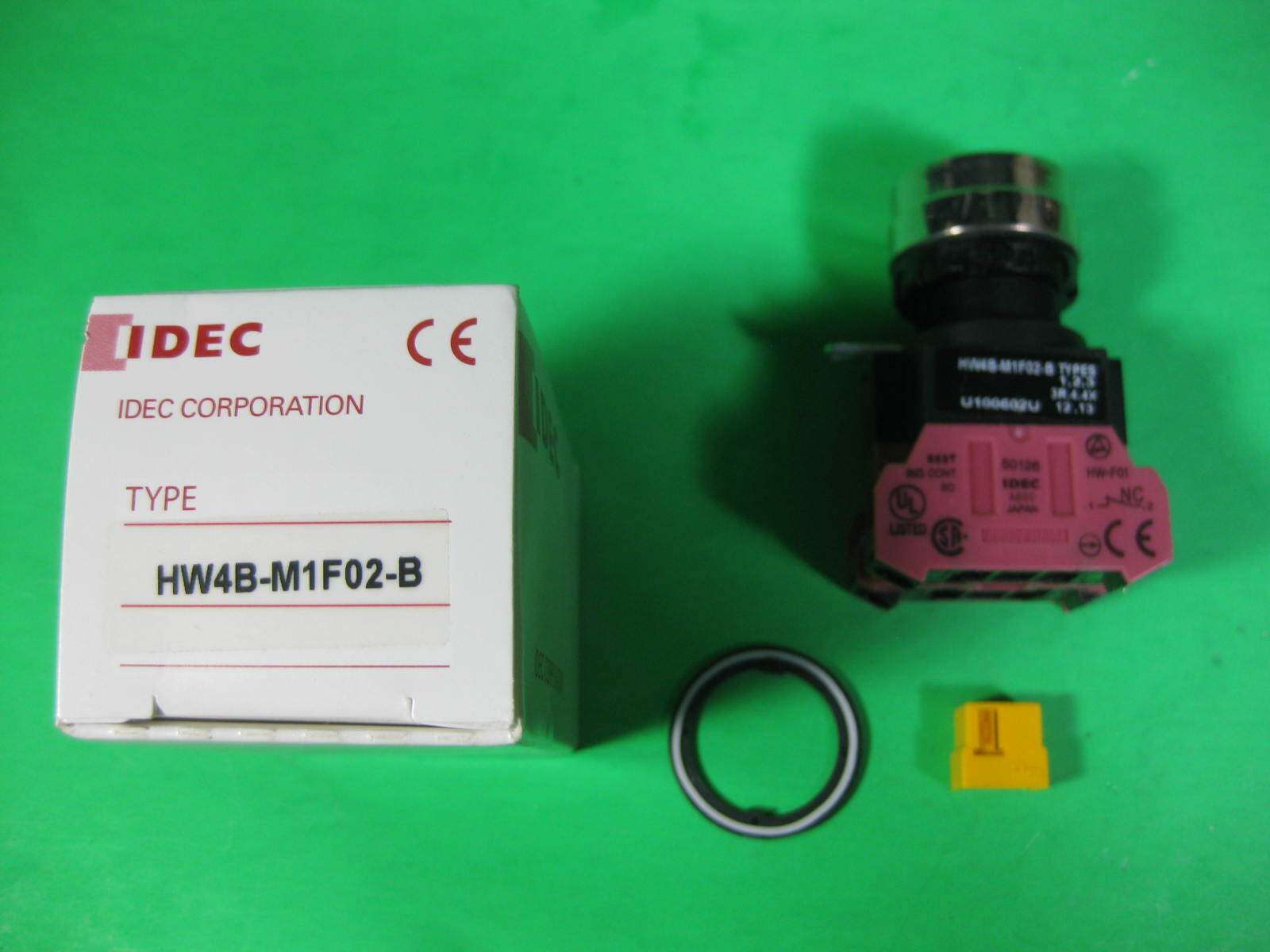 IDEC — HW4B-M1F02-B — New