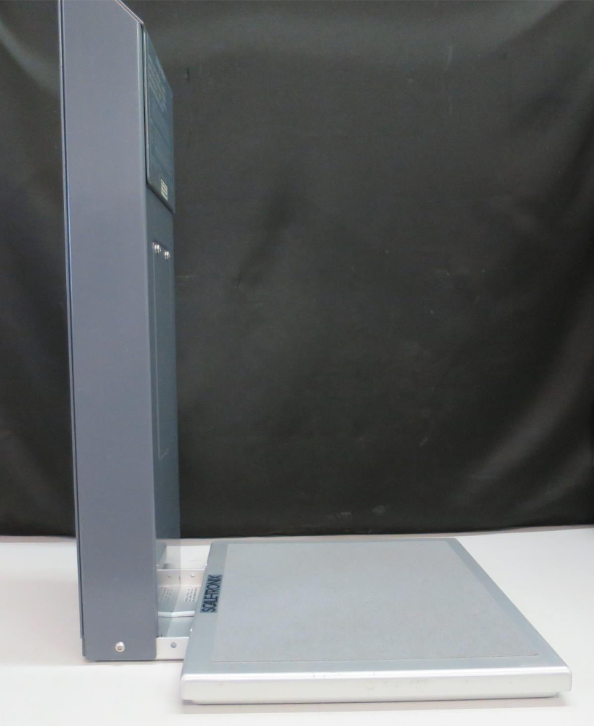 Welch Allyn Scale-Tronix 5122 Low-Profile Stand-On Scale