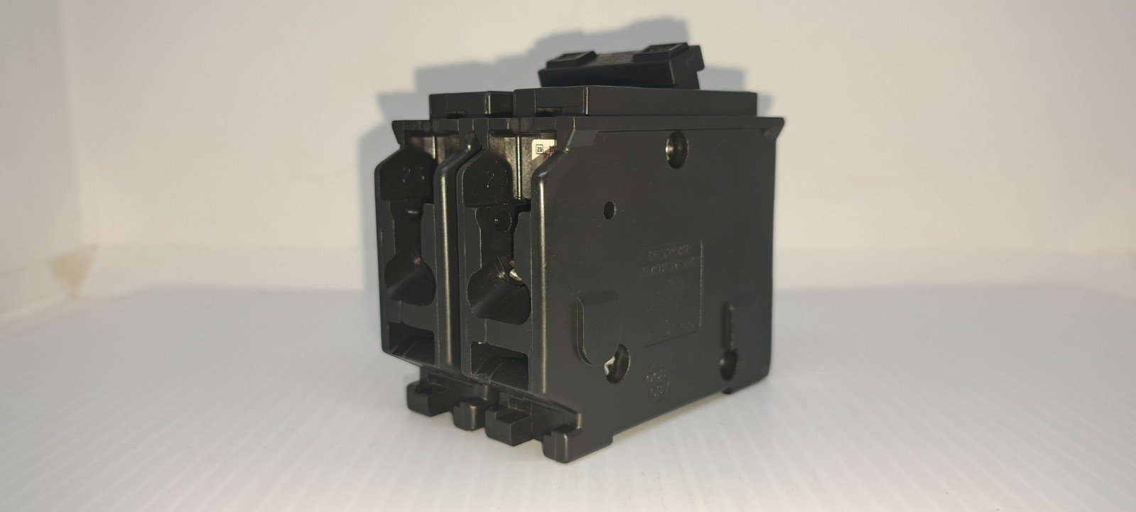 SQUARE D HOM230 30 AMP 2 POLE 240 VOLT CIRCUIT BREAKER TYPE HOM