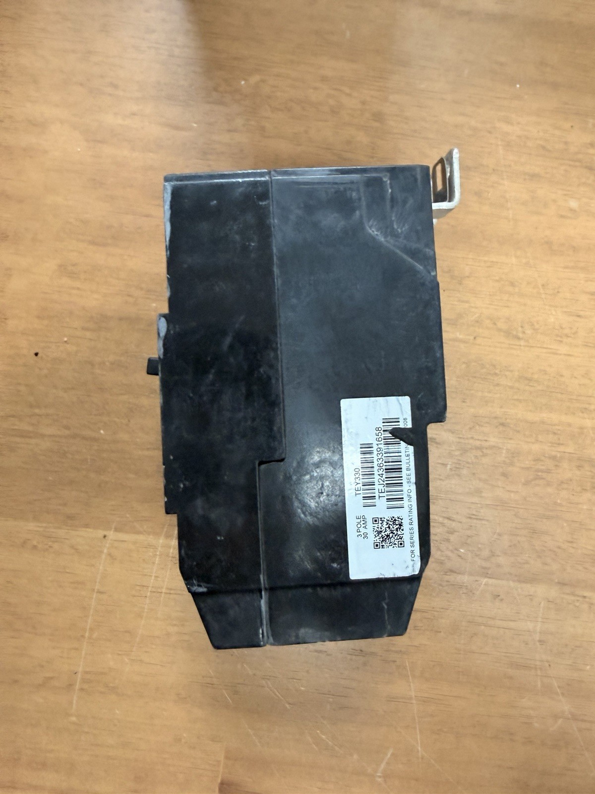 ABB GE GENERAL ELECTRIC 30 AMP BOLT ON CIRCUIT BREAKER 480/277 VAC 3 POLE TEY330