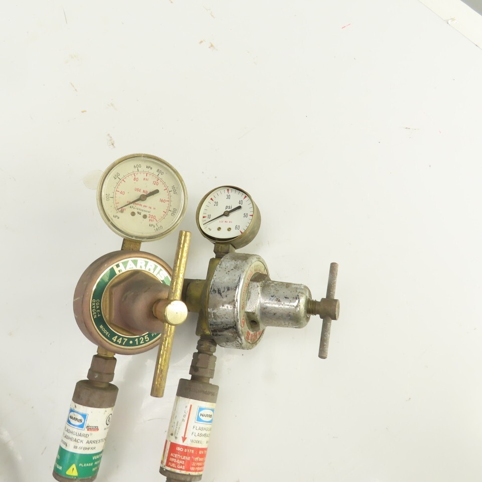 Harris Oxygen & Acetylene Regulator/Hose Assembly 6′ W/ Arrestor