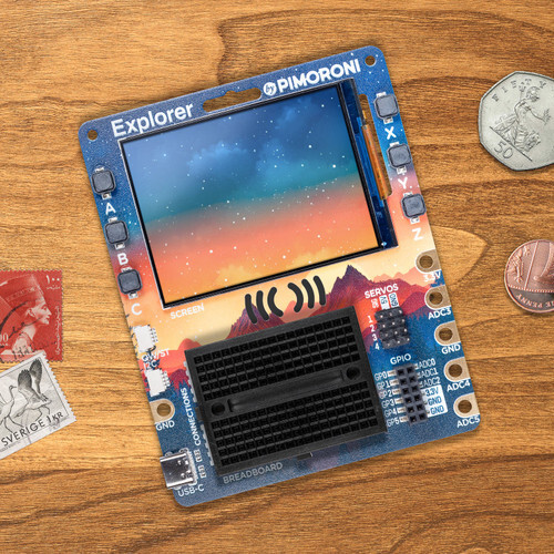 Pimoroni Explorer, physical computing, a mini breadboard-Starter Kit PIM744