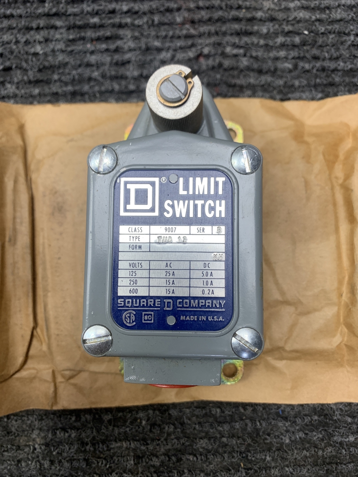 Square D 9007 TUD-12 Limit Switch 125/250/600v-ac/dc