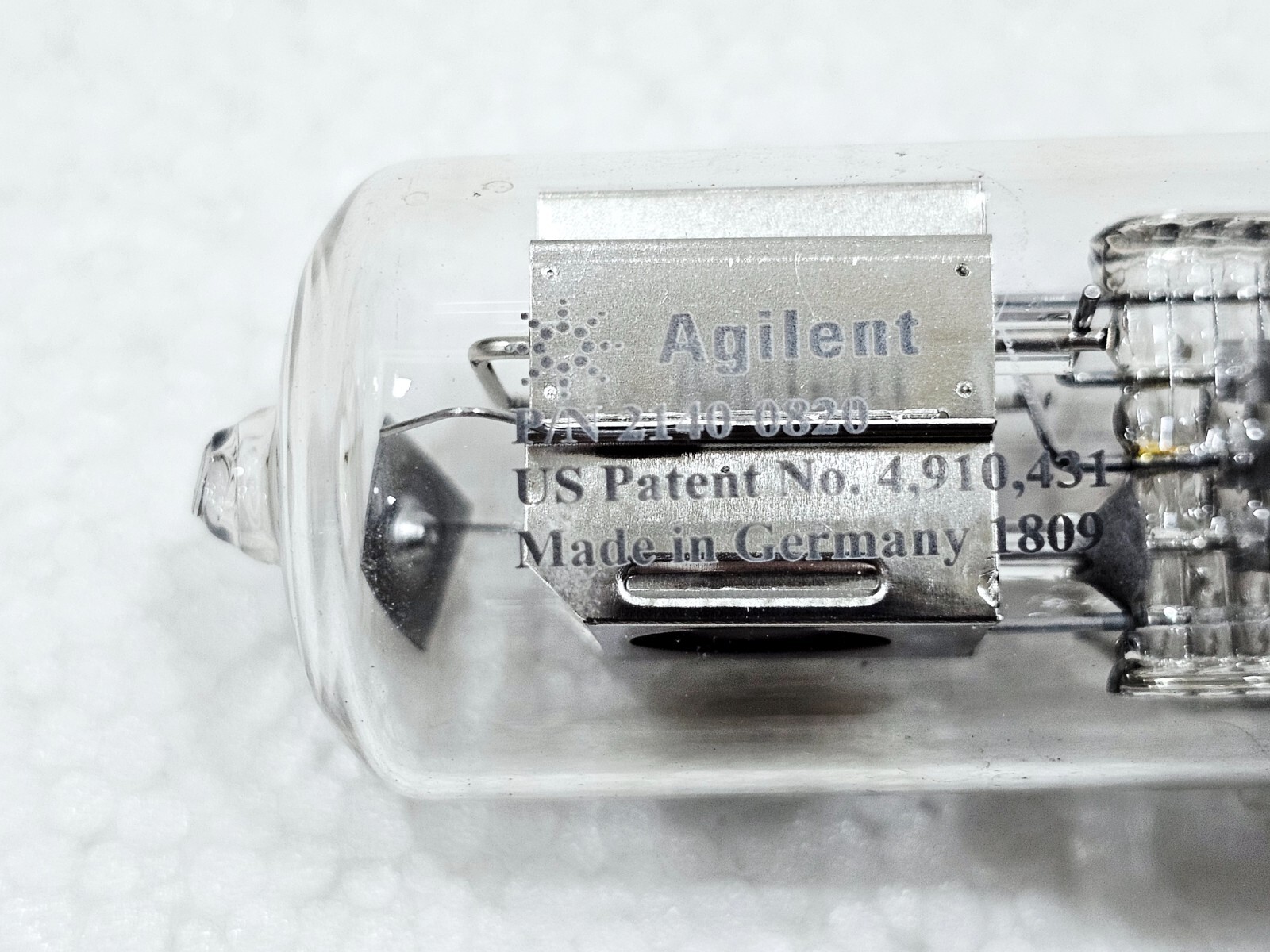 AGILENT INFINITYLAB PART NO:2140-0820 DEUTERIUM LAMP WITH RFID TAG 2400hr USED#4