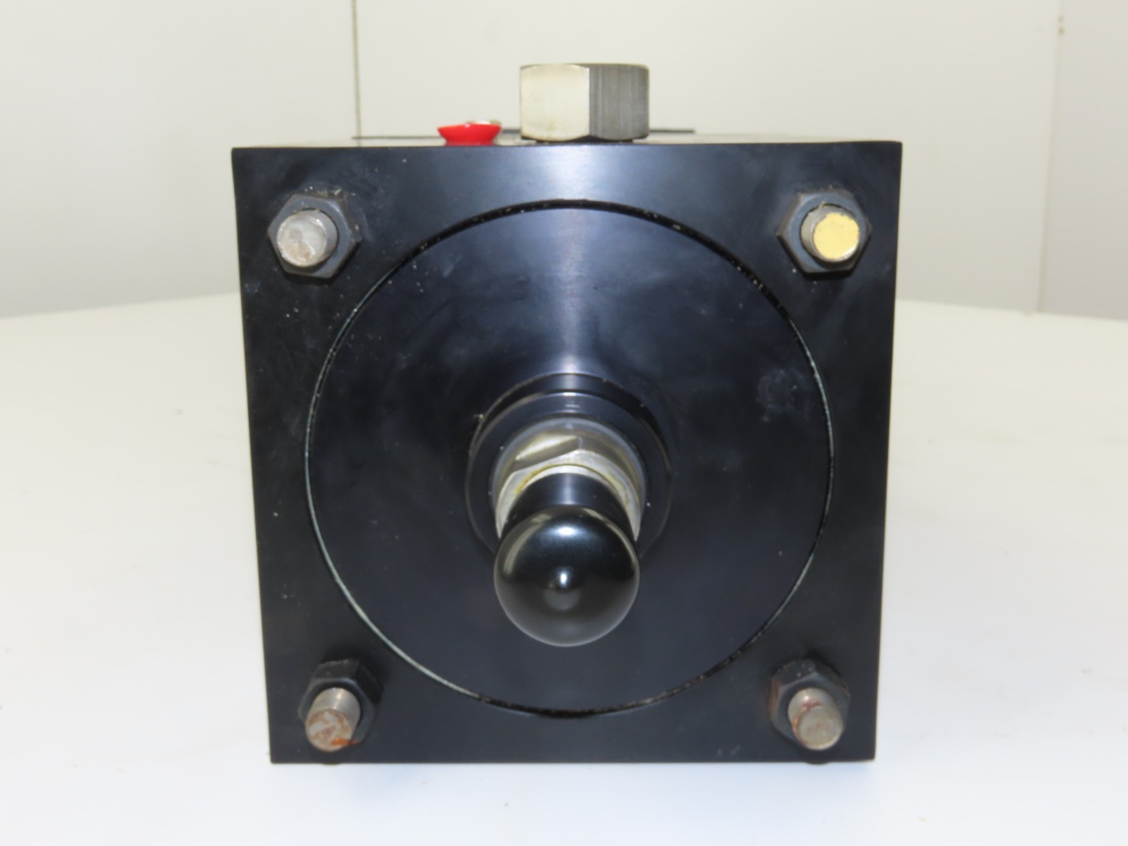 Parker 6.00H2ANJLUS14A23.000 6″ Bore X 23″Stroke Air Cylinder With Rod Lock