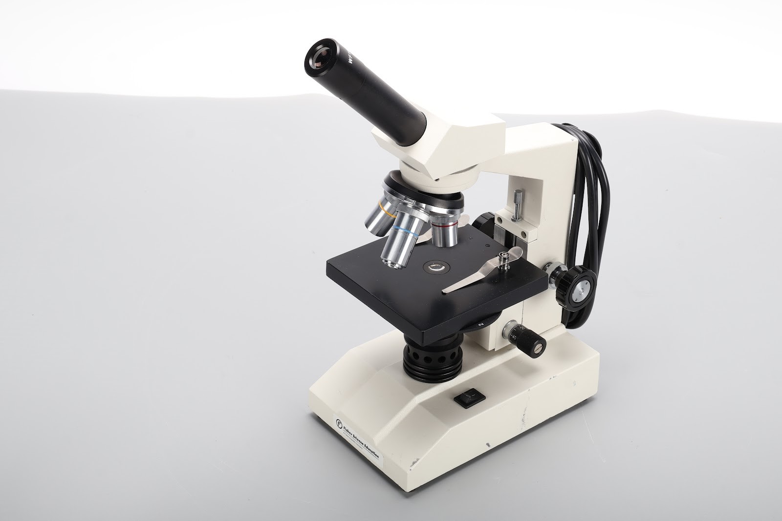 Fisher Science Education S71001 Middle/High School Lab Microscope & Objectives