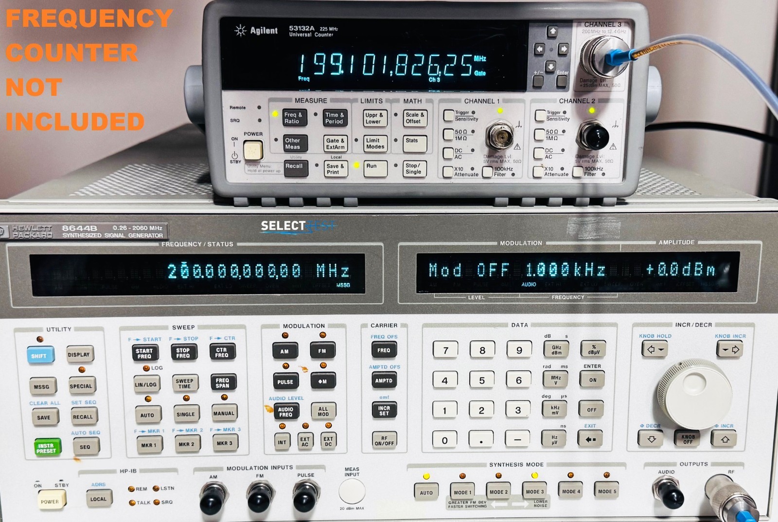 AGILENT (HP) 8644B 0.26 – 2060 MHz SYNTHESIZED SIGNAL GENERATOR *LOOK* (REF.: N)