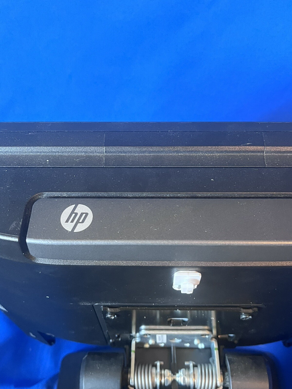 HP RP7 Retail POS System Model 7800 4GB RAM 128GB- No HDD