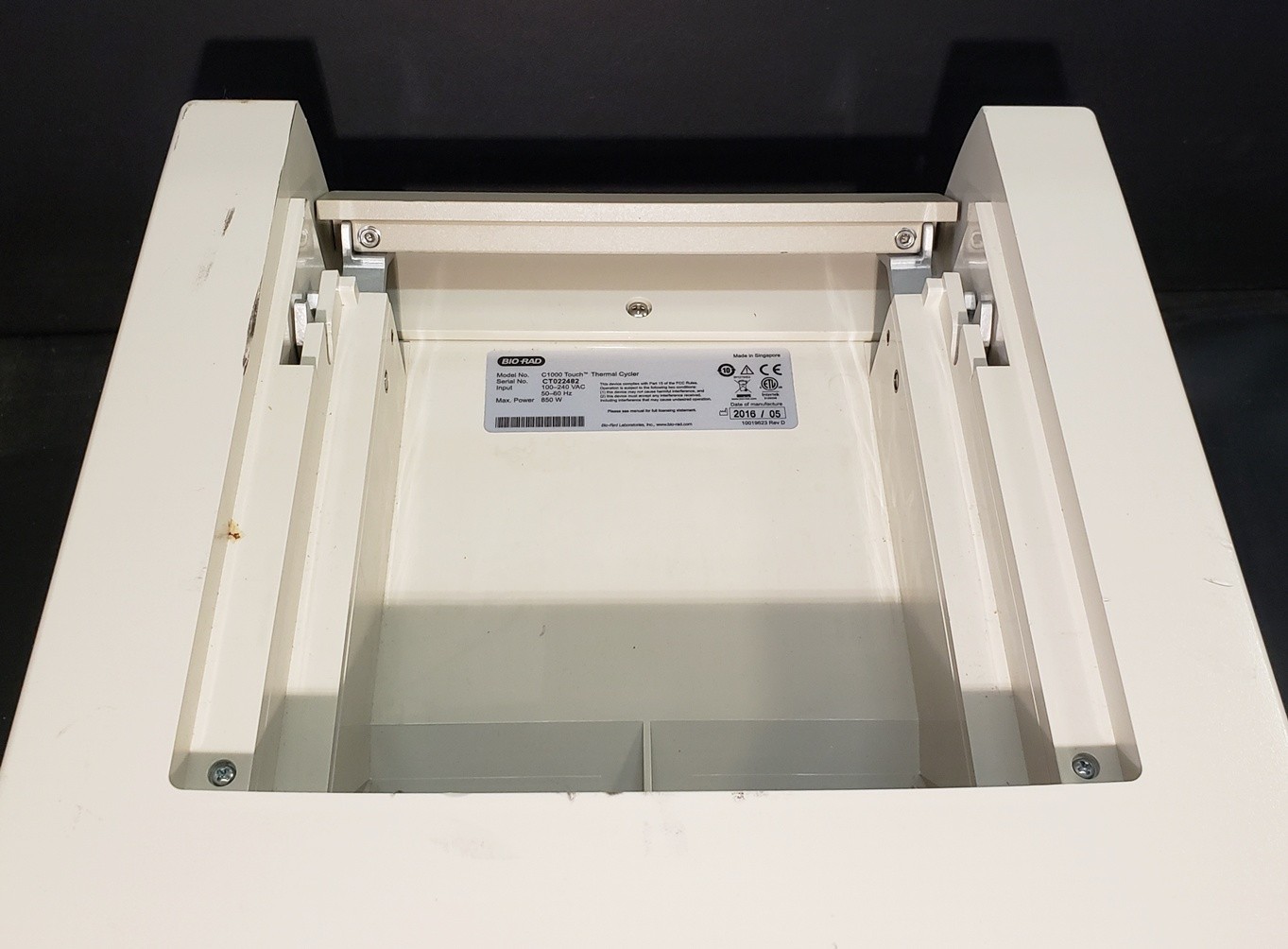 BIO-RAD C1000 Touch Thermal Cycler with 48/48W Fast Reaction Module