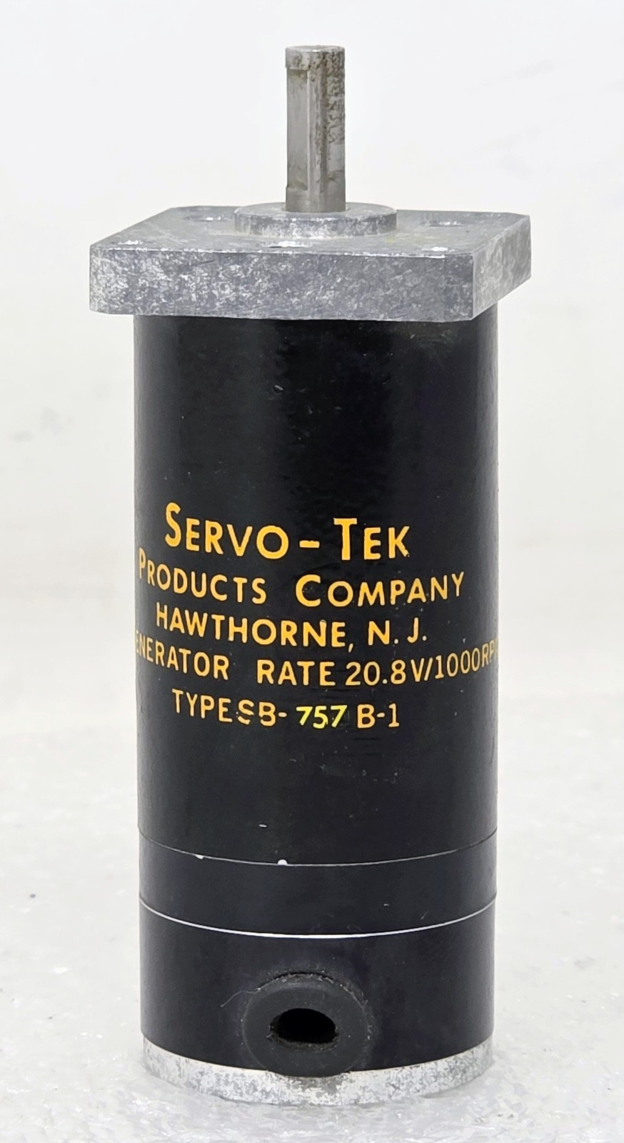 Servi Tek SB-757 B-1 DC Tachometer Generator 20.8V/1000RPM
