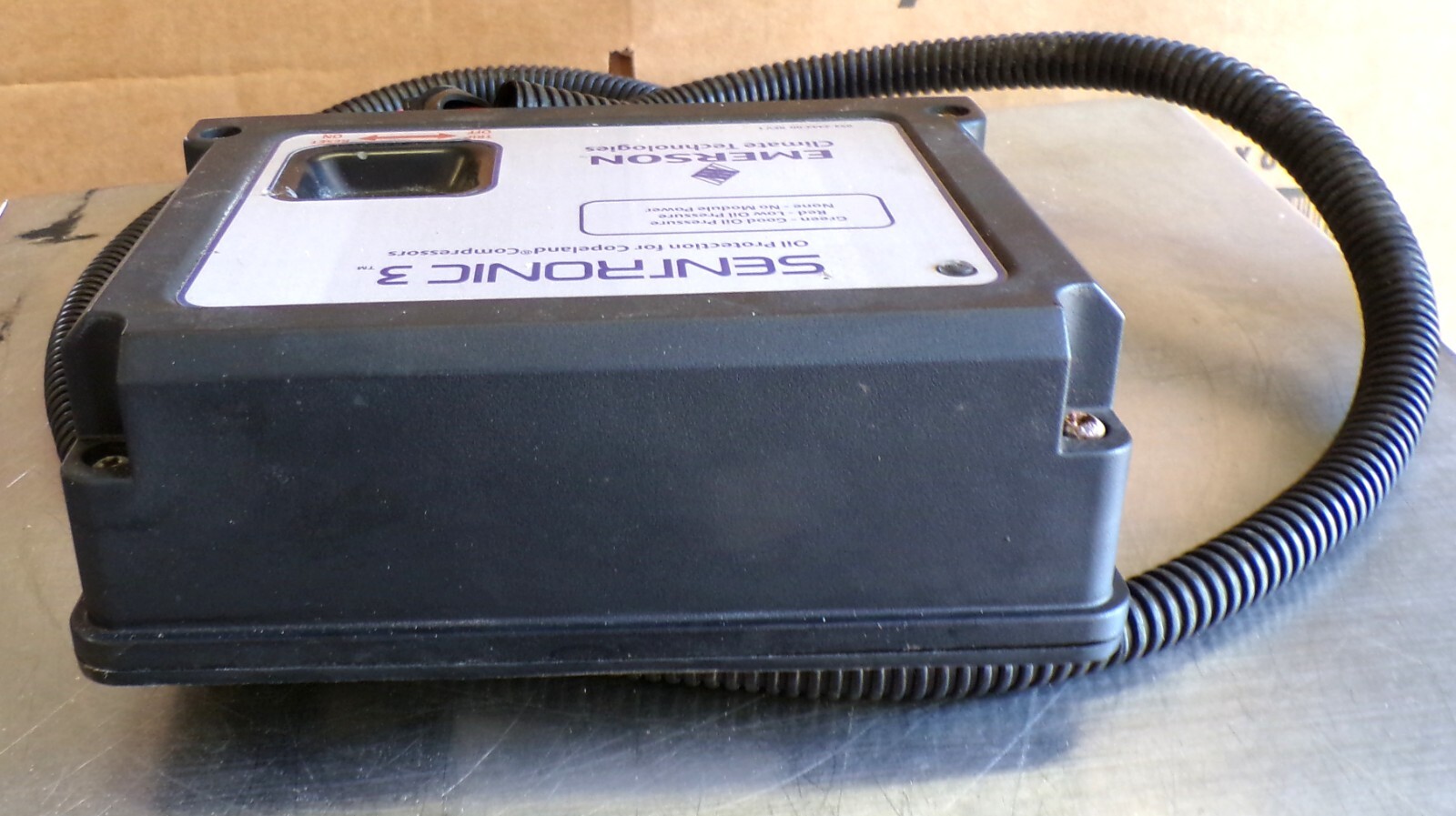 Copeland Sentronic 3 Oil Pressure Control 052-2442-00 Rev 1 Used Cut Out / i8