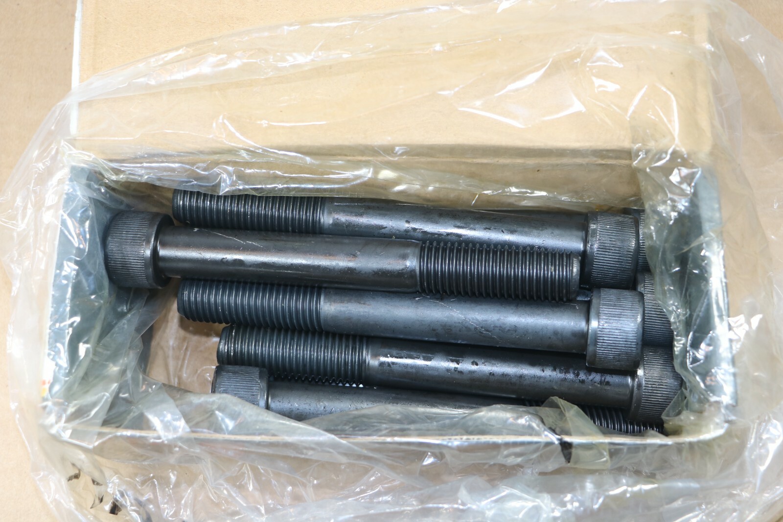 Unbrako 3/4-10 X 6″ Socket Head Cap Screws Part Threaded #121562, 10 Pieces