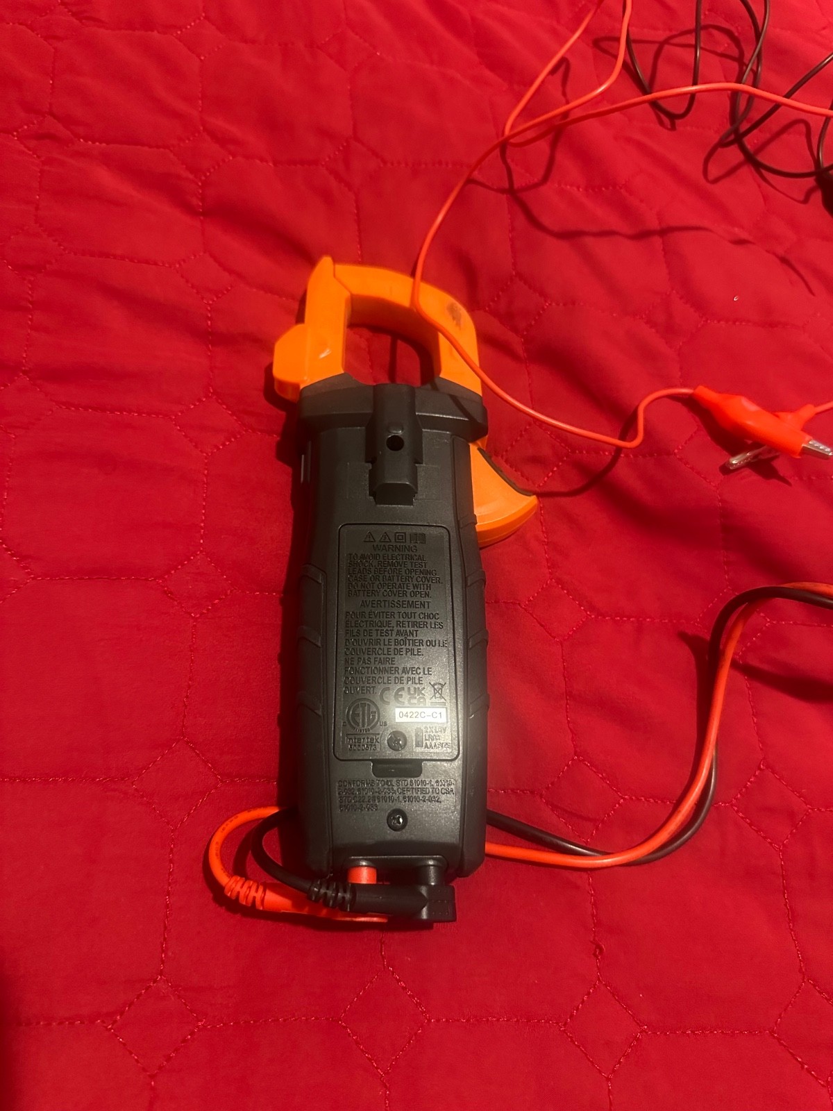 Klein Tools CL800 AC/DC True RMS Auto-Ranging Digital Clamp Meter and accessorie