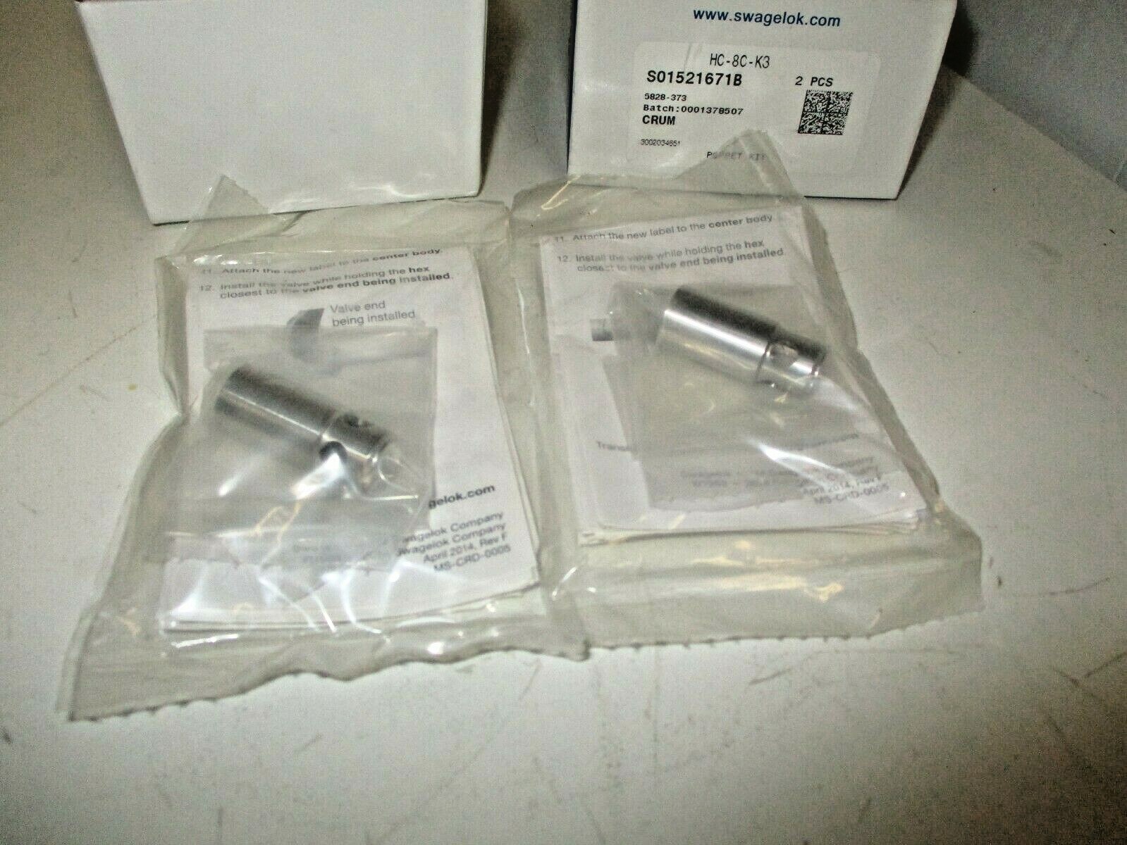 (2) SWAGELOK HC-8C-K3 / HC8CK3 ( NEW )