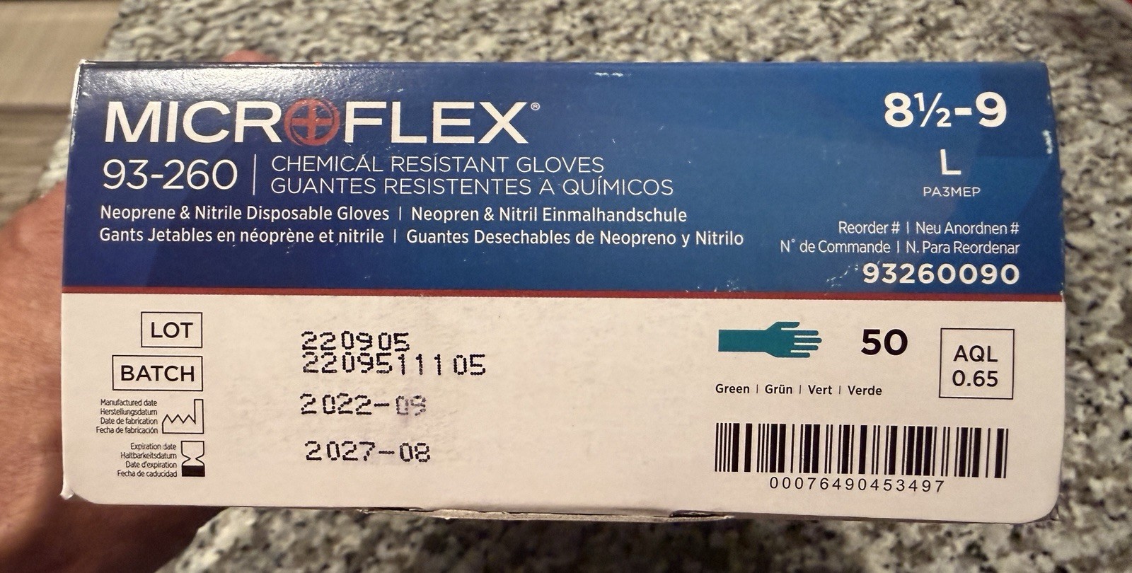 MICROFLEX 93-260 Disposable 3-Layer Chemical Gloves, Green LARGE, Box of 50
