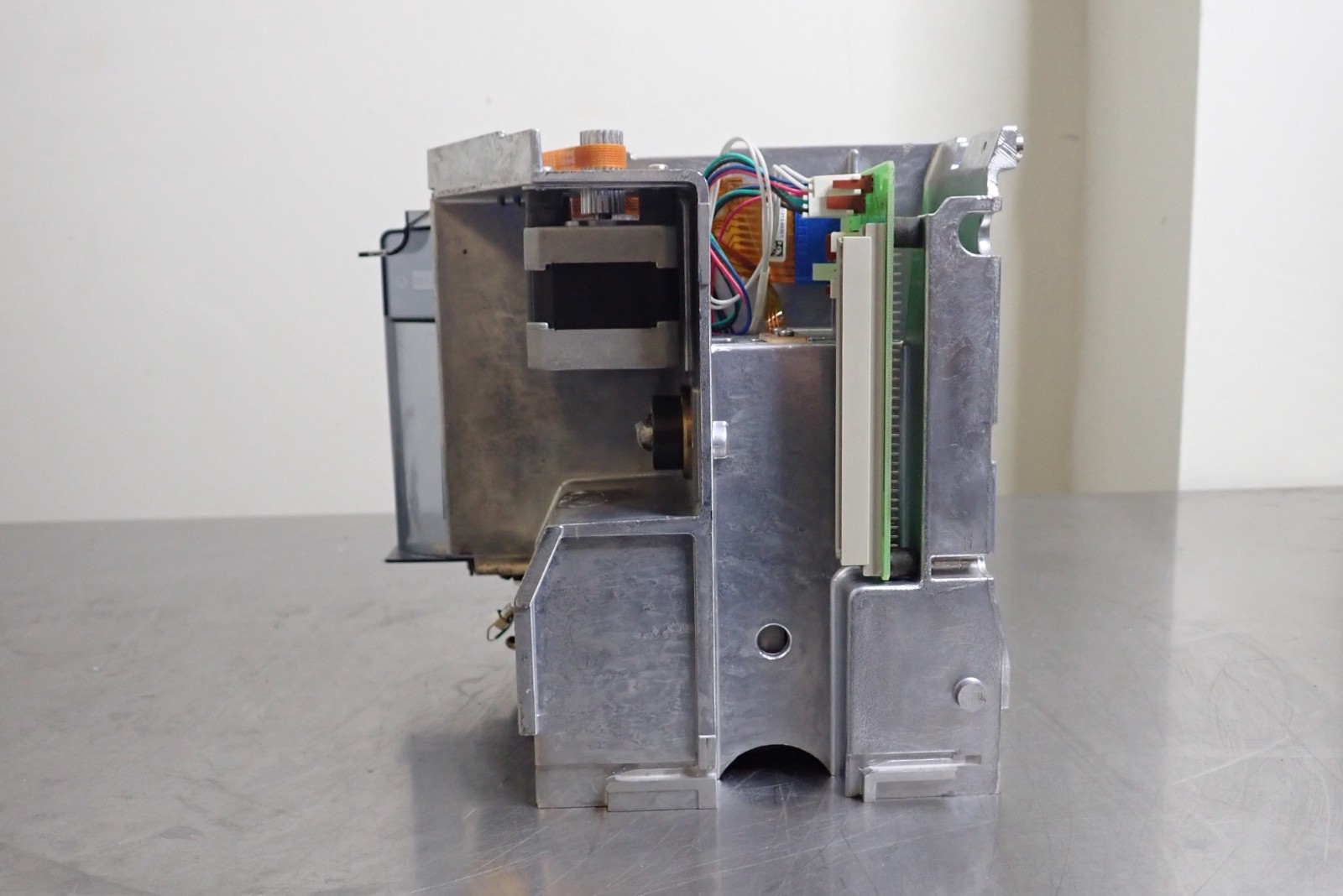 Agilent Technologies G1329-60008 HPLC Sampling Unit G1329A and G1329B
