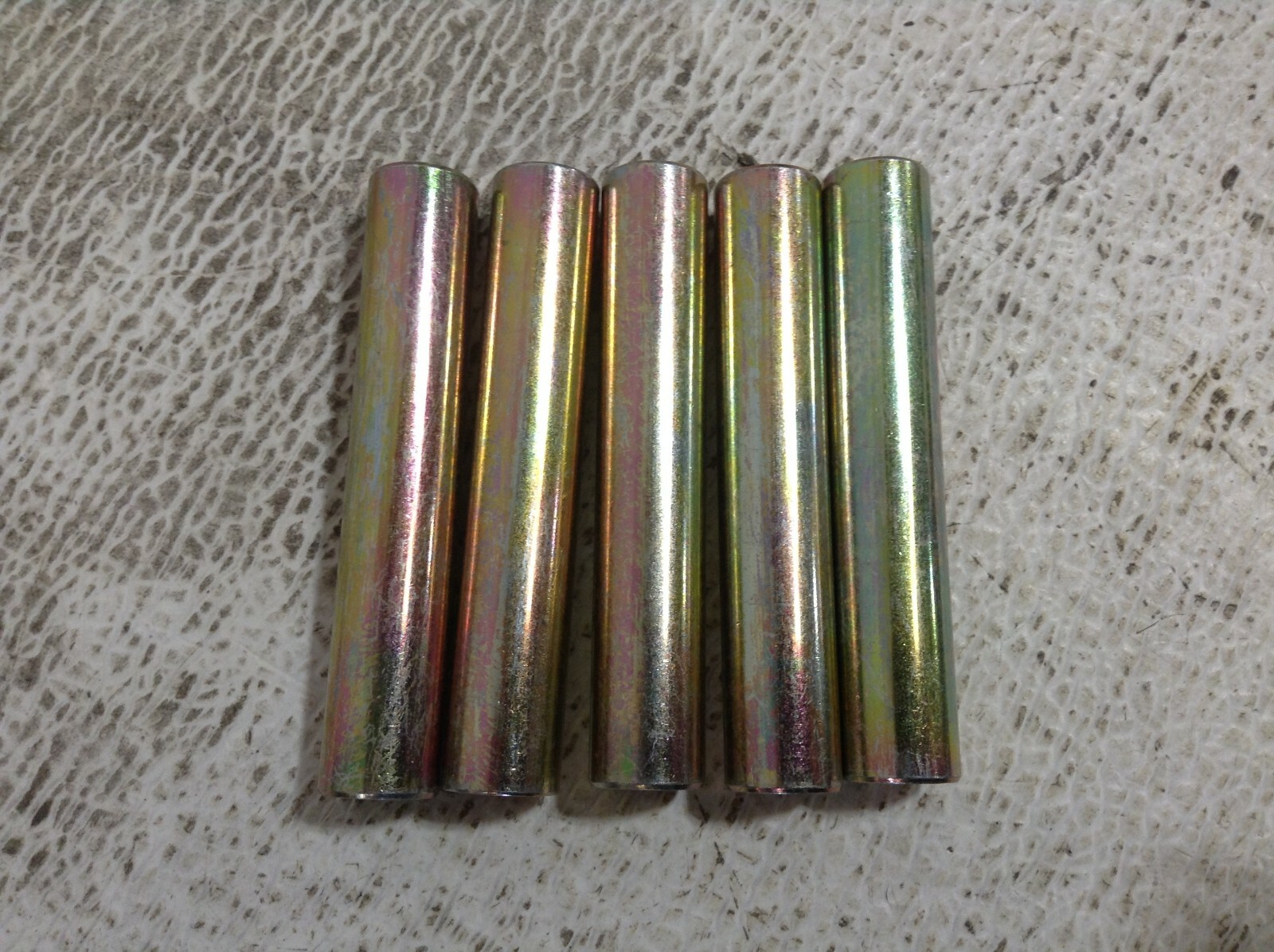 Daedong Kioti U3215-56301 Carrier UPR Tube U321556301 Bag of 5 New (TSC)
